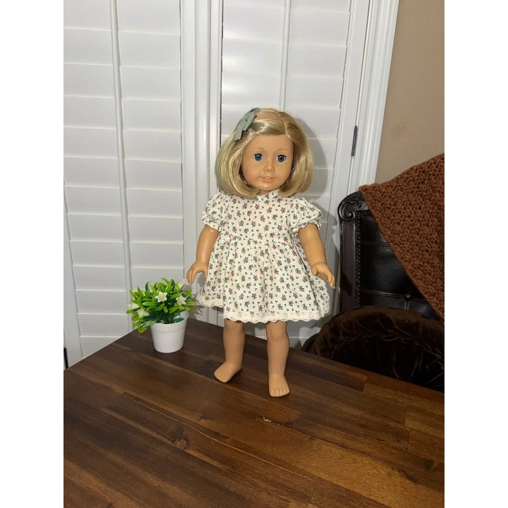 American Girl Kit Kittredge Doll 18 Inch Blonde Hair Blue Eyes Floral Dress 2008